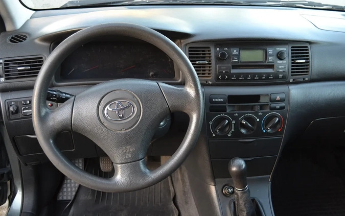 Toyota Corolla cena 8800 przebieg: 228000, rok produkcji 2002 z Wyszków małe 67
